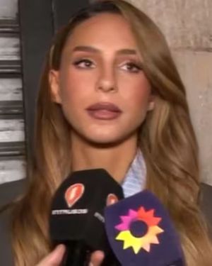 La diseñadora recurrió a sus redes para frenar las especulaciones sobre el vínculo con la hija de Paula Robles. La diseñadora recurrió a sus redes para frenar las especulaciones sobre el vínculo con la hija de Paula Robles.