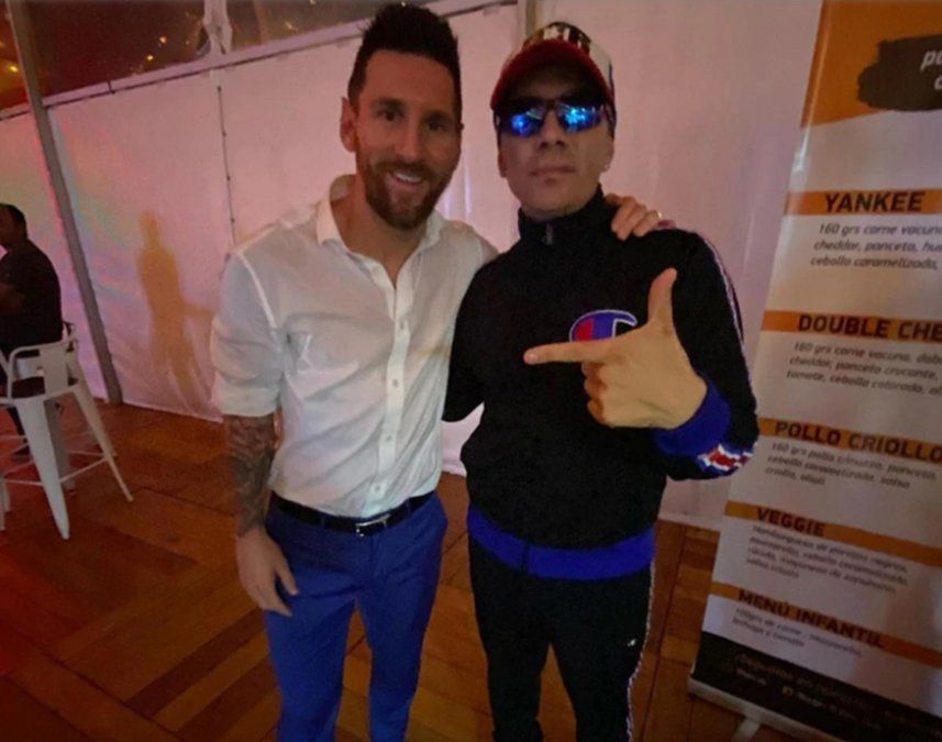 Qué noche, perri la foto de Pablo Lescano con Messi en la boda de Suárez