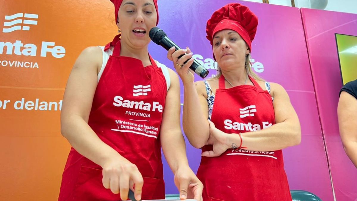 Se desarrolló en Rosario una clase magistral de cocina para los participantes.