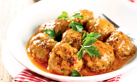 Cómo hacer albóndigas de carne molida con salsa agridulce, la riquísima receta de la Hermana Bernarda Cómo hacer albóndigas de carne molida con salsa agridulce, la riquísima receta de la Hermana Bernarda