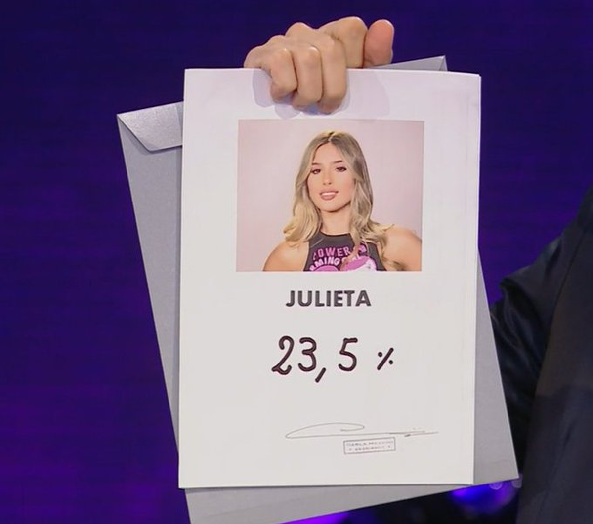 El público salvó a Julieta Poggio de la eliminación de la casa de Gran Hermano.