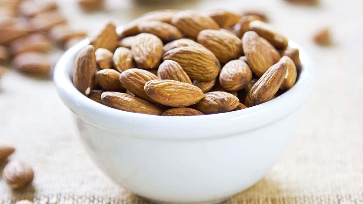 Las almendras representan una rica fuente de proteínas vegetales de muy alto valor biológico.