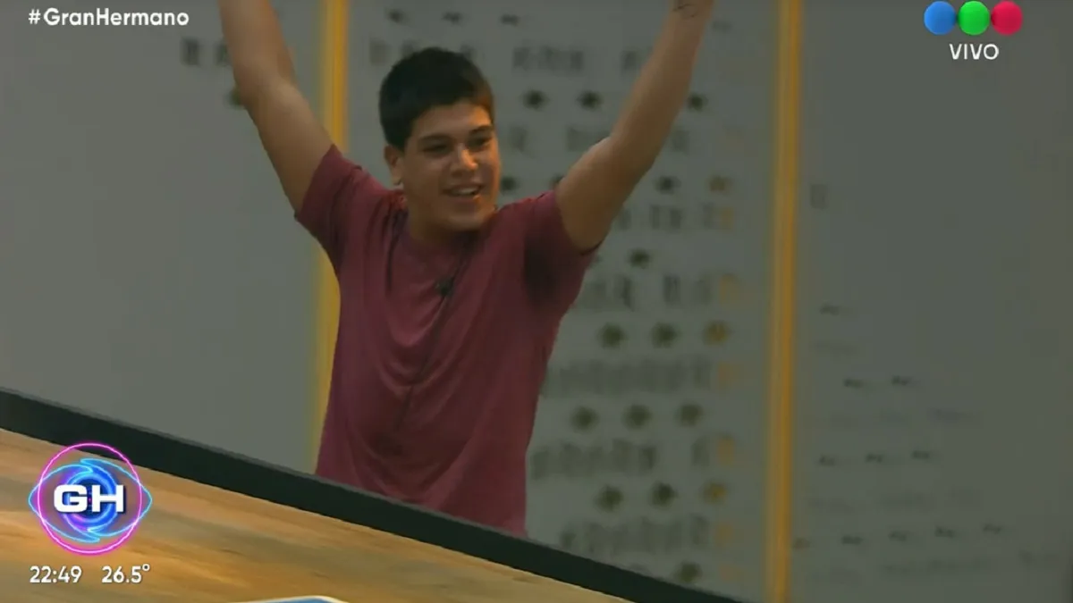 Thiago de Gran Hermano volvió a ganar la prueba del líder pero con trampa y las redes lo fulminaron: ¿Esto no lo ven?