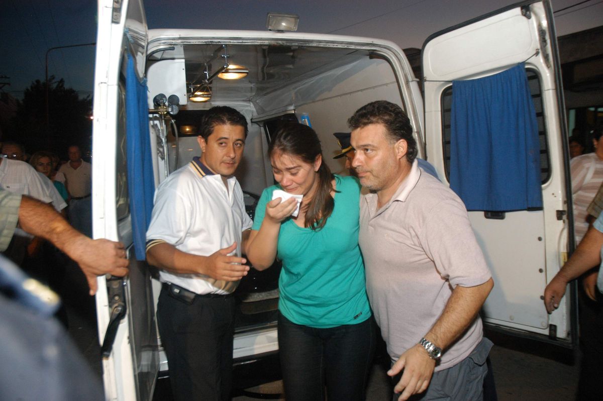 Familiares de Raúl Seco Encina, tras el brutal asesinato ocurrido en 2008. Familiares de Raúl Seco Encina, tras el brutal asesinato ocurrido en 2008.