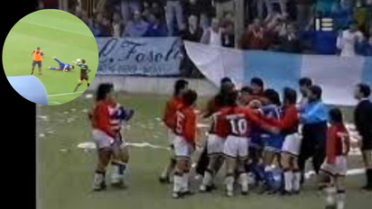 Le copiaron a Colón: en Italia, un técnico entró a la cancha y cortó una jugada de gol