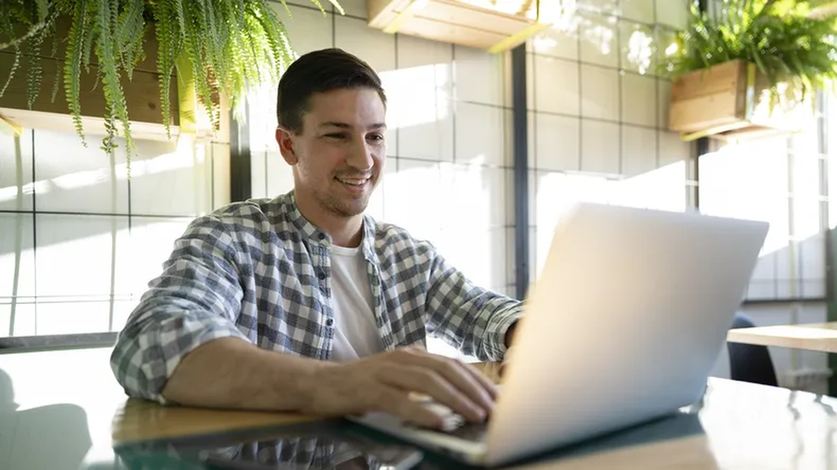 El bono de fin de año de ANSES para las Becas Progresar surge del dinero retenido a los recipientes de forma mensual. El bono de fin de año de ANSES para las Becas Progresar surge del dinero retenido a los recipientes de forma mensual.