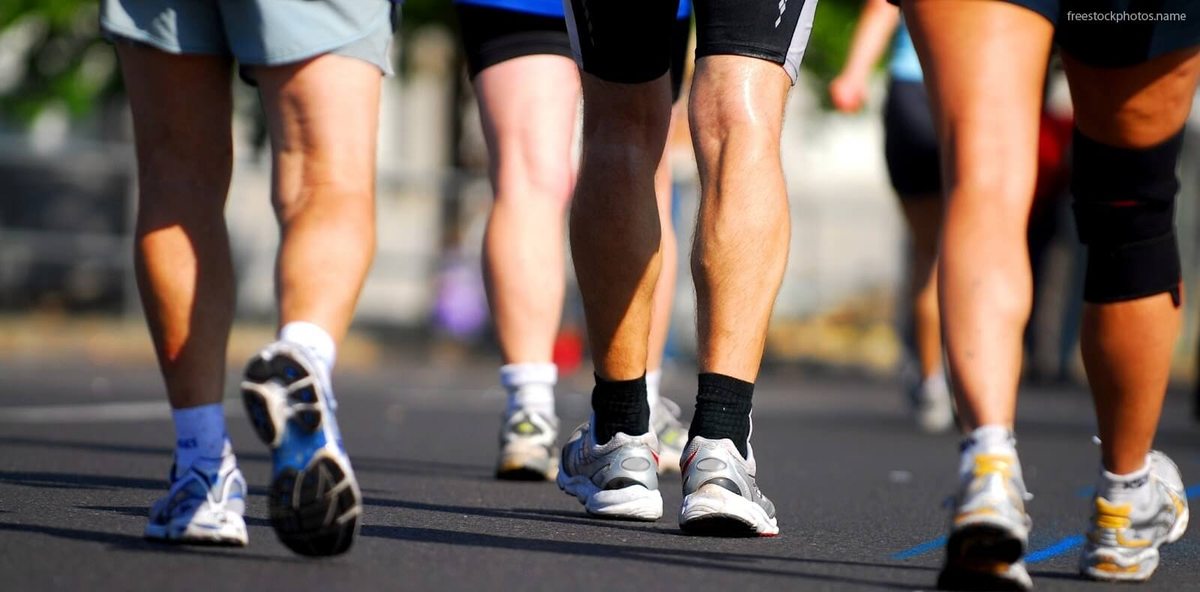 Los 7 beneficios de caminar: la actividad que mejora tu salud