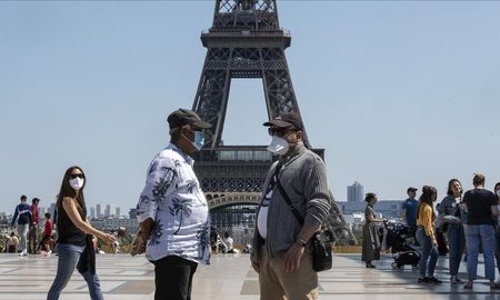 Francia sigue muy afectada por la pandemia de covid y se acerca a los 100 mil fallecidos. Francia sigue muy afectada por la pandemia de covid y se acerca a los 100 mil fallecidos.