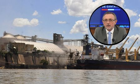 El ministro de la Producción de Santa Fe, Daniel Costamagna, fue muy cauto, habló de buscar consensos y remarcó que todos deberán ceder en algo para encontrar soluciones a la crisis de Vicentin. El ministro de la Producción de Santa Fe, Daniel Costamagna, fue muy cauto, habló de buscar consensos y remarcó que todos deberán ceder en algo para encontrar soluciones a la crisis de Vicentin.