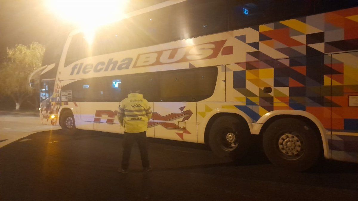 Ceres: test de alcoholemia positivo para el chofer de un micro con 44 pasajeros