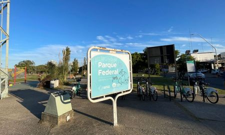 Vandalismo en el Parque Federal: Sucede a plena luz del día y da cuenta de la vulnerabilidad. Vandalismo en el Parque Federal: Sucede a plena luz del día y da cuenta de la vulnerabilidad.