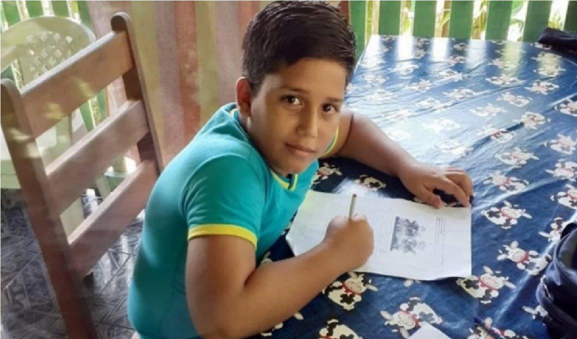 Muri&oacute; un ni&ntilde;o de 11 a&ntilde;os despu&eacute;s de recibir una descarga el&eacute;ctrica de su celular mientras estaba jugando