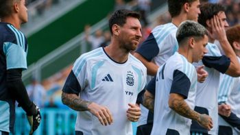 Lionel Messi llegó al país y hoy se entrena con la Selección Argentina para los amistosos