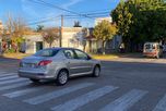 Las calles laterales de barrio Fomento 9 de Julio: un foco de accidentes de tránsito según denuncian los vecinos. Las calles laterales de barrio Fomento 9 de Julio: un foco de accidentes de tránsito según denuncian los vecinos.