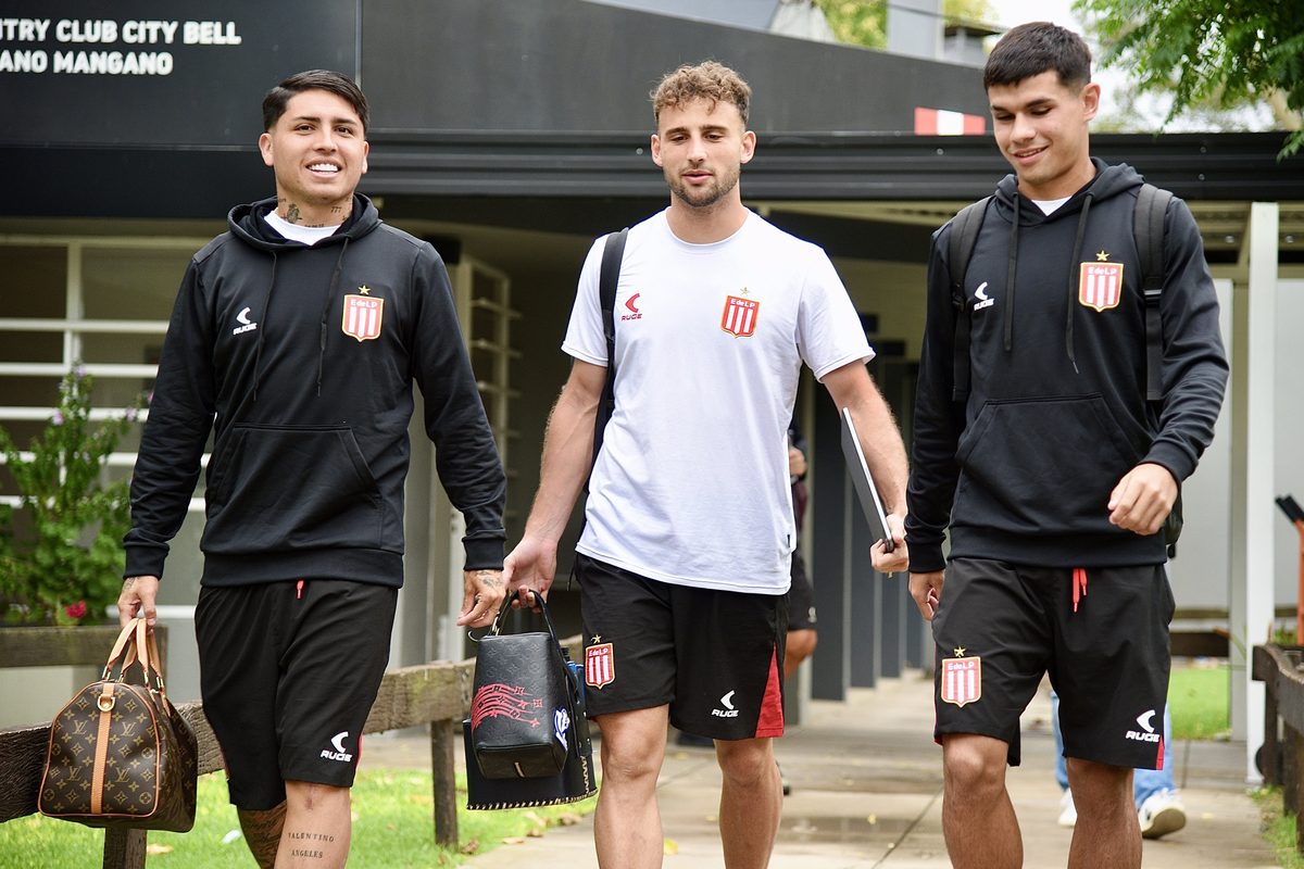 La joya Facundo Farías pide pista en la cancha de Unión: el ex Colón podría debutar en Estudiantes de La Plata. La joya Facundo Farías pide pista en la cancha de Unión: el ex Colón podría debutar en Estudiantes de La Plata.
