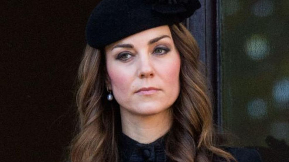 Kate Middleton, la Princesa de Gales, pidió privacidad y tiempo para poder llevar a cabo su tratamiento. Kate Middleton, la Princesa de Gales, pidió privacidad y tiempo para poder llevar a cabo su tratamiento.