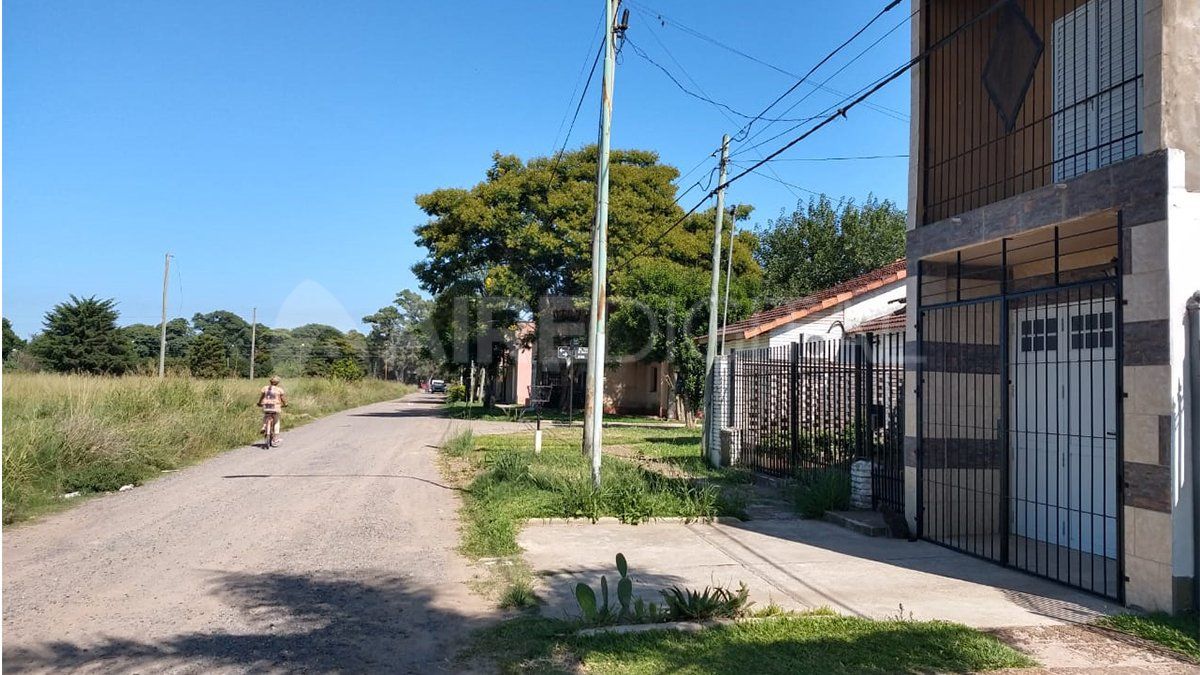 Siesta de terror: tres adolescentes se encerraron en el dormitorio mientras un conocido ladrón les robaba