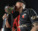 El saludo por el campeonato de Facundo Farías a Colón con un sutil mensaje para Santa Fe: Dueño de la ciudad El saludo por el campeonato de Facundo Farías a Colón con un sutil mensaje para Santa Fe: Dueño de la ciudad