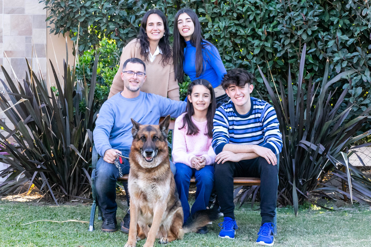 Así está la pareja 20 años después de la foto.