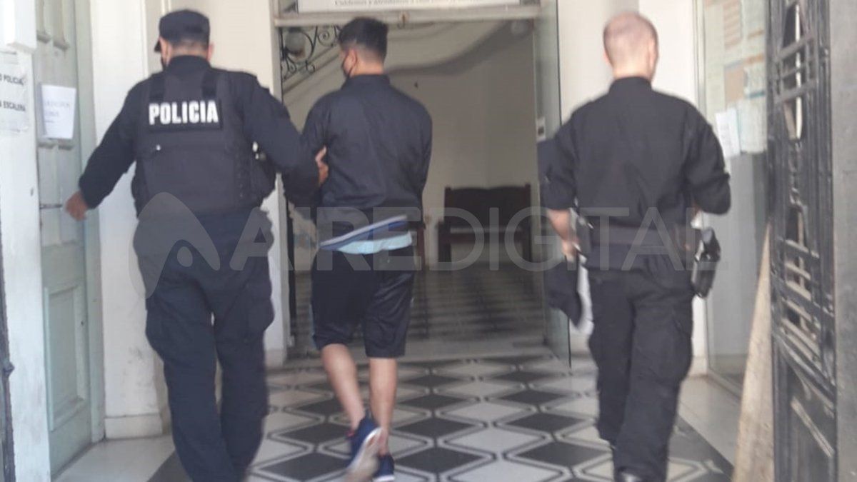 El sospechoso fue trasladado a la Seccional Primera del centro de Santa Fe.&nbsp;