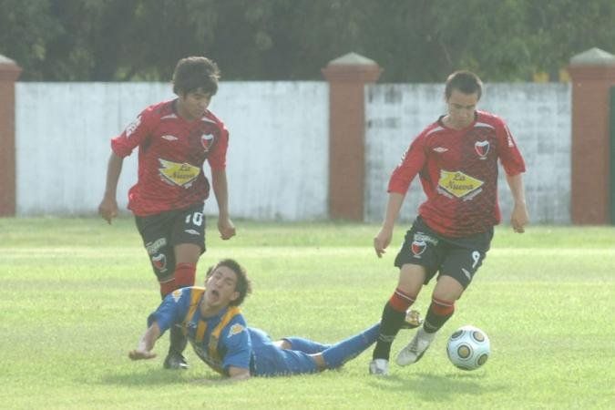 La camiseta con escamas de Colón fue utilizada en partidos de las inferiores sabaleras.
