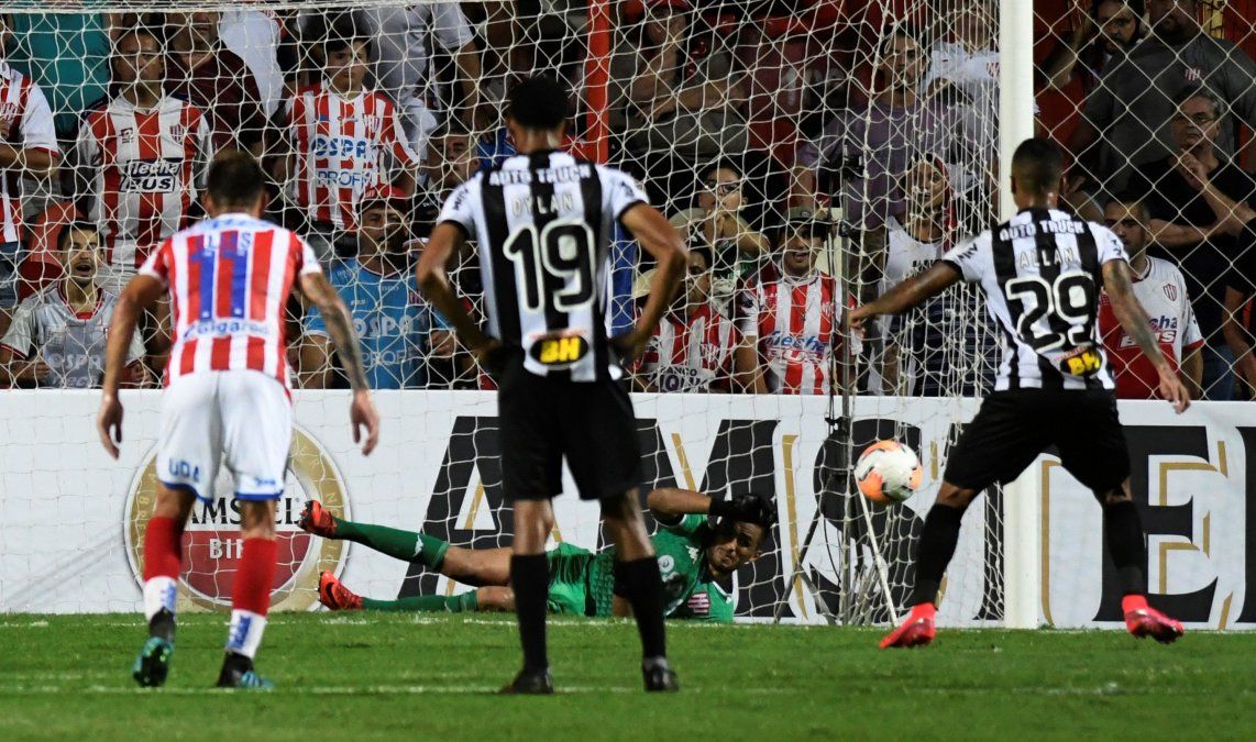 El rendimiento superlativo de Sebastián Moyano, la gran figura de la serie para Unión