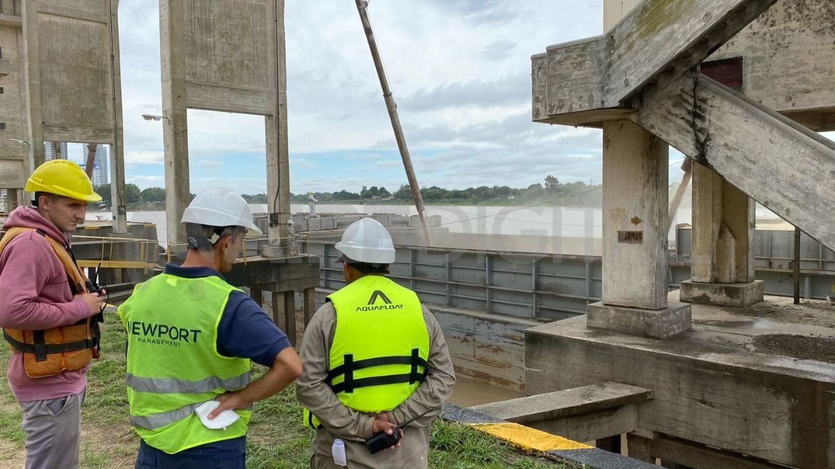 Santa Fe: embarcan 20.000 toneladas de trigo en el puerto y fortalecen la logística productiva