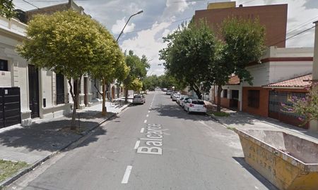 Toda la secuencia del robo quedó registrada en las cámaras de seguridad de la zona. Toda la secuencia del robo quedó registrada en las cámaras de seguridad de la zona.