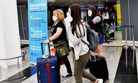 Se reducirá al mínimo los viajes a los países con nuevas cepas de covid-19. Se reducirá al mínimo los viajes a los países con nuevas cepas de covid-19.