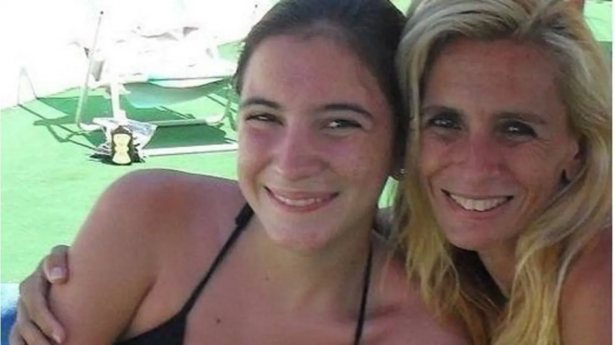 Ángeles Rawson junto a su madre. Ángeles Rawson junto a su madre.