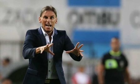 El entrenador de Racing dejará su cargo al finalizar la Copa Maradona. El entrenador de Racing dejará su cargo al finalizar la Copa Maradona.