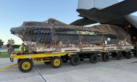 La aeronave será ensamblada en la base de Tandil y servirá para adiestramiento de los técnicos y pilotos que pilotearán los aviones que llegarán el año próximo. La aeronave será ensamblada en la base de Tandil y servirá para adiestramiento de los técnicos y pilotos que pilotearán los aviones que llegarán el año próximo.