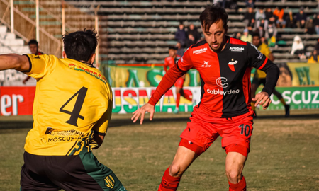 Aldosivi se quedó con un duelo crucial en la Primera Nacional y sus jugadores valoraron la victoria ante Colón. Aldosivi se quedó con un duelo crucial en la Primera Nacional y sus jugadores valoraron la victoria ante Colón.
