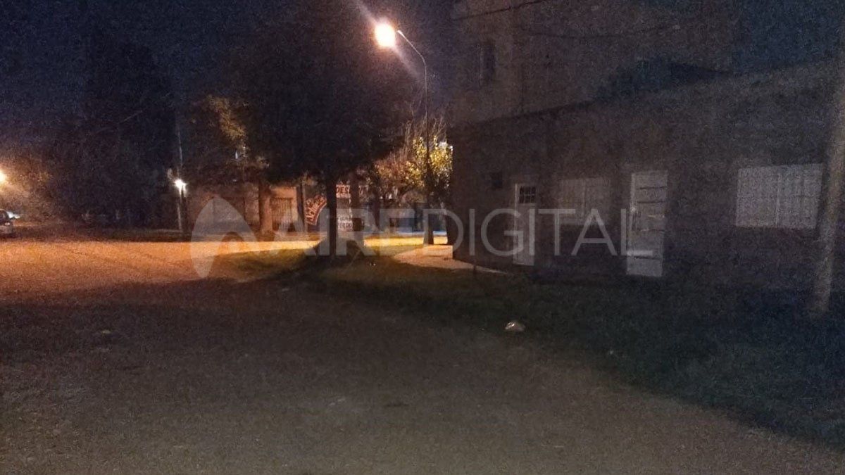 La mujer fue asesinada en la puerta de su casa en el barrio Pompeya.