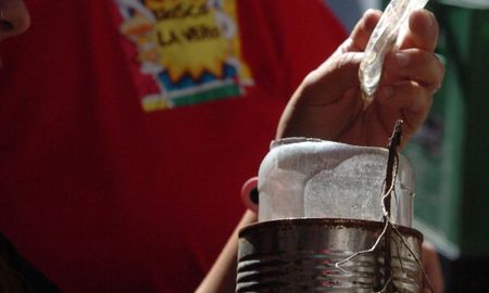Continúan las tareas de descacharrado y prevención, pese a no haber casos positivos de dengue en Santa Fe. Continúan las tareas de descacharrado y prevención, pese a no haber casos positivos de dengue en Santa Fe.