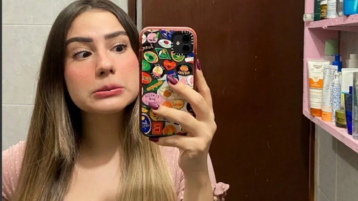 Contó en Twitter cómo celebra su aniversario y se volvió viral por un increíble detalle