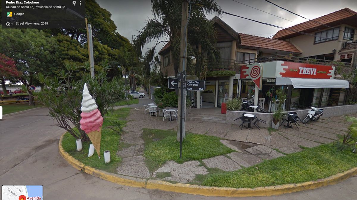 Barrio 7 Jefes: rompieron una ventana y entraron a robar a la sucursal de una cadena de heladerías