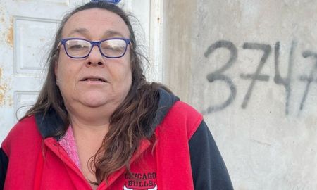 Carina, la hija de la dueña de la casa baleada en barrio Los Hornos Carina, la hija de la dueña de la casa baleada en barrio Los Hornos