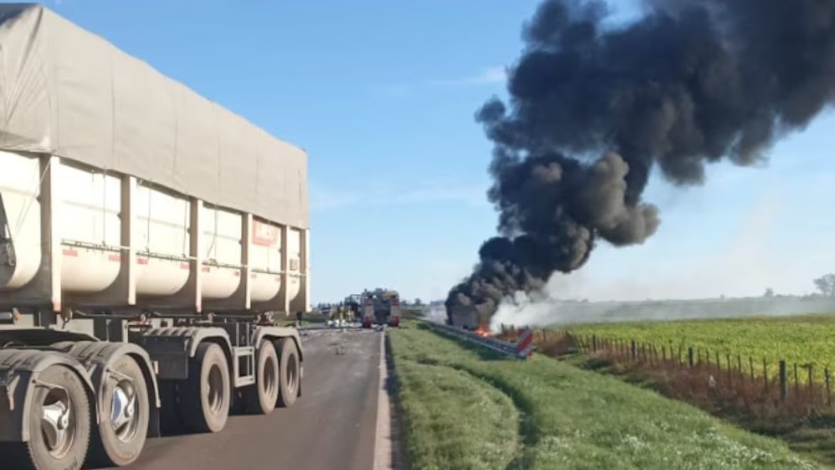 Esta curva de la Ruta Nacinal 33 es temida debido a su alto nivel de peligrosidad. Esta curva de la Ruta Nacinal 33 es temida debido a su alto nivel de peligrosidad.