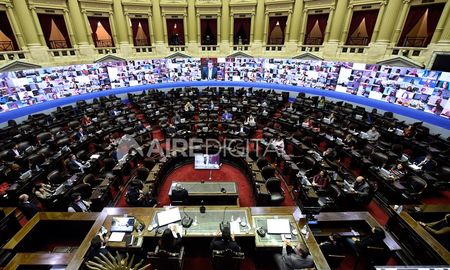 La Cámara de Diputados de la Nación, durante la sesión virtual en el marco de la pandemia. La Cámara de Diputados de la Nación, durante la sesión virtual en el marco de la pandemia.