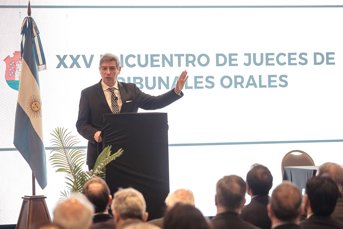 Horacio Rosatti participó de la apertura del XXV Encuentro de Jueces de Tribunales Orales realizado en Córdoba. Horacio Rosatti participó de la apertura del XXV Encuentro de Jueces de Tribunales Orales realizado en Córdoba.