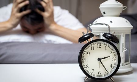 El sueño actúa como un regulador fundamental del organismo, influyendo en cómo pensamos, sentimos, rendimos y envejecemos. El sueño actúa como un regulador fundamental del organismo, influyendo en cómo pensamos, sentimos, rendimos y envejecemos.