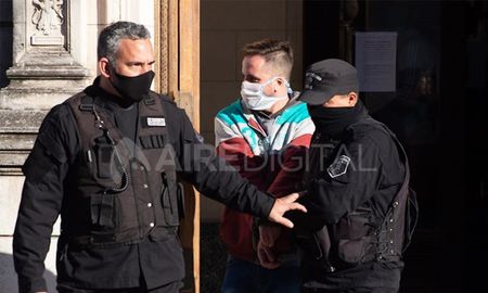 Se sospecha que Wabeke era una de las personas que comerciaba la cocaína de la Curandera Saravia Se sospecha que Wabeke era una de las personas que comerciaba la cocaína de la Curandera Saravia