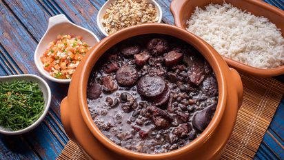 Carnavales con sabor a Brasil: cómo hacer una auténtica feijoada en casa