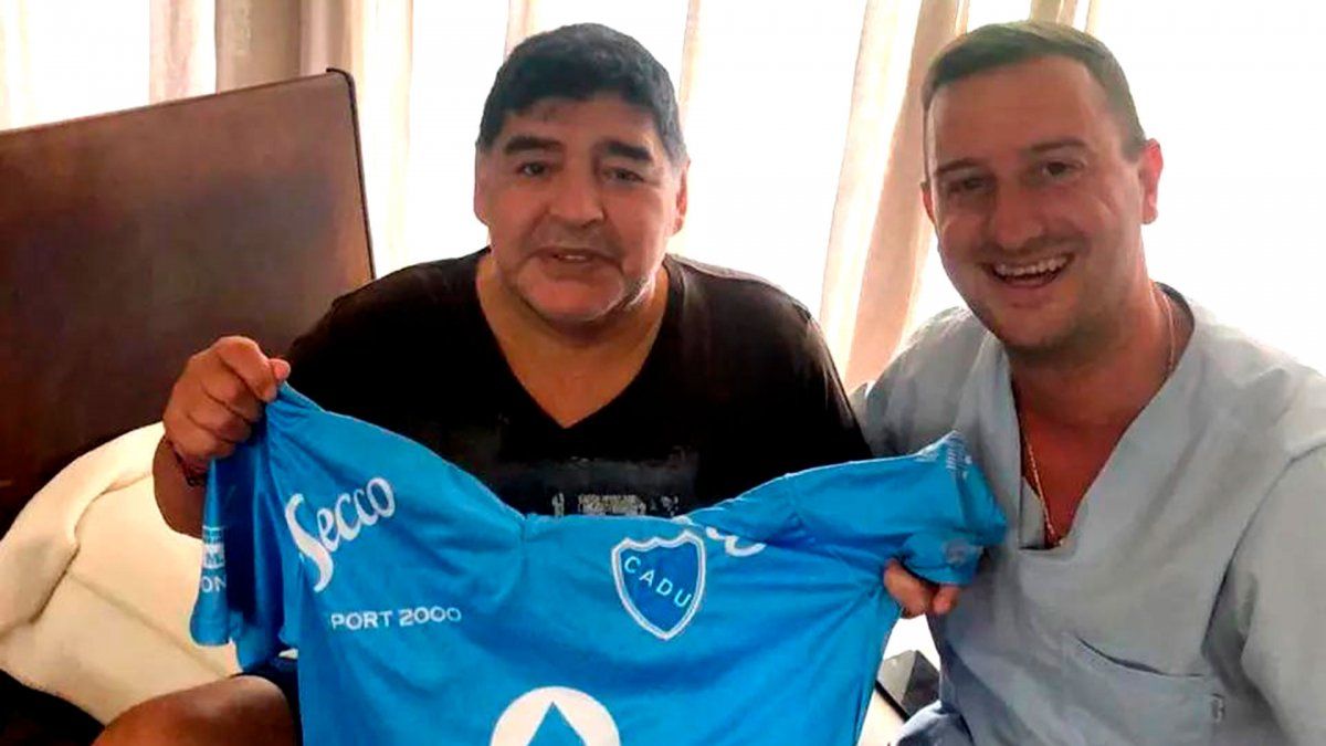 “A Maradona, el entorno le daba de comer osobuco con grasa”: las revelaciones ante la Justicia de los acompañantes terapéuticos