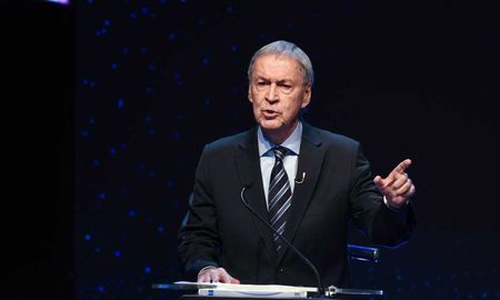 El exgobernador de Córdoba se hizo acreedor de una banca en las elecciones del 26 de octubre, pero a raíz de complicaciones de salud todavía no pudo asumir el cargo por Provincias Unidas.