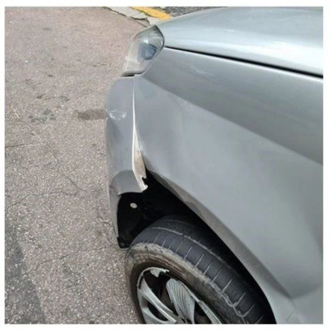 La moto se cruzó en su camino y no la pudo esquivar.