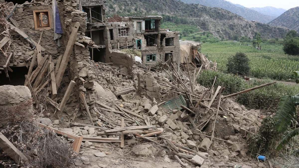 Ascienden a más de 1.100 los fallecidos por el terremoto en Afganistán