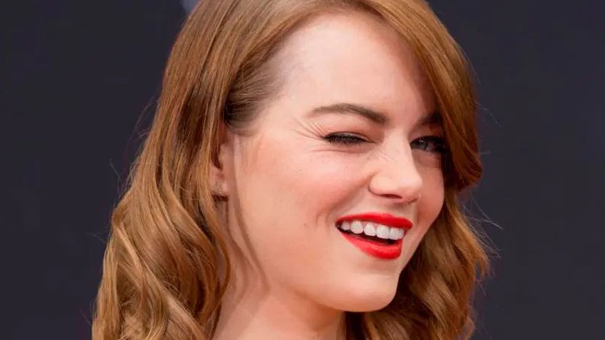 No hay duda que a partir de 2010 se dio el gran salto de Emma Stone. La actriz protagonizó Se dice de mi