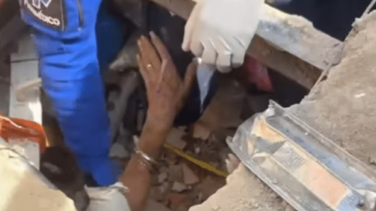 Cristina Margarita Ramos, conocida en Venezuela como “la señora de las uñas bonitas”, es una de las heridas abiertas que dejó el doble terremoto del 24 de junio que causó más de 6100 muertos.